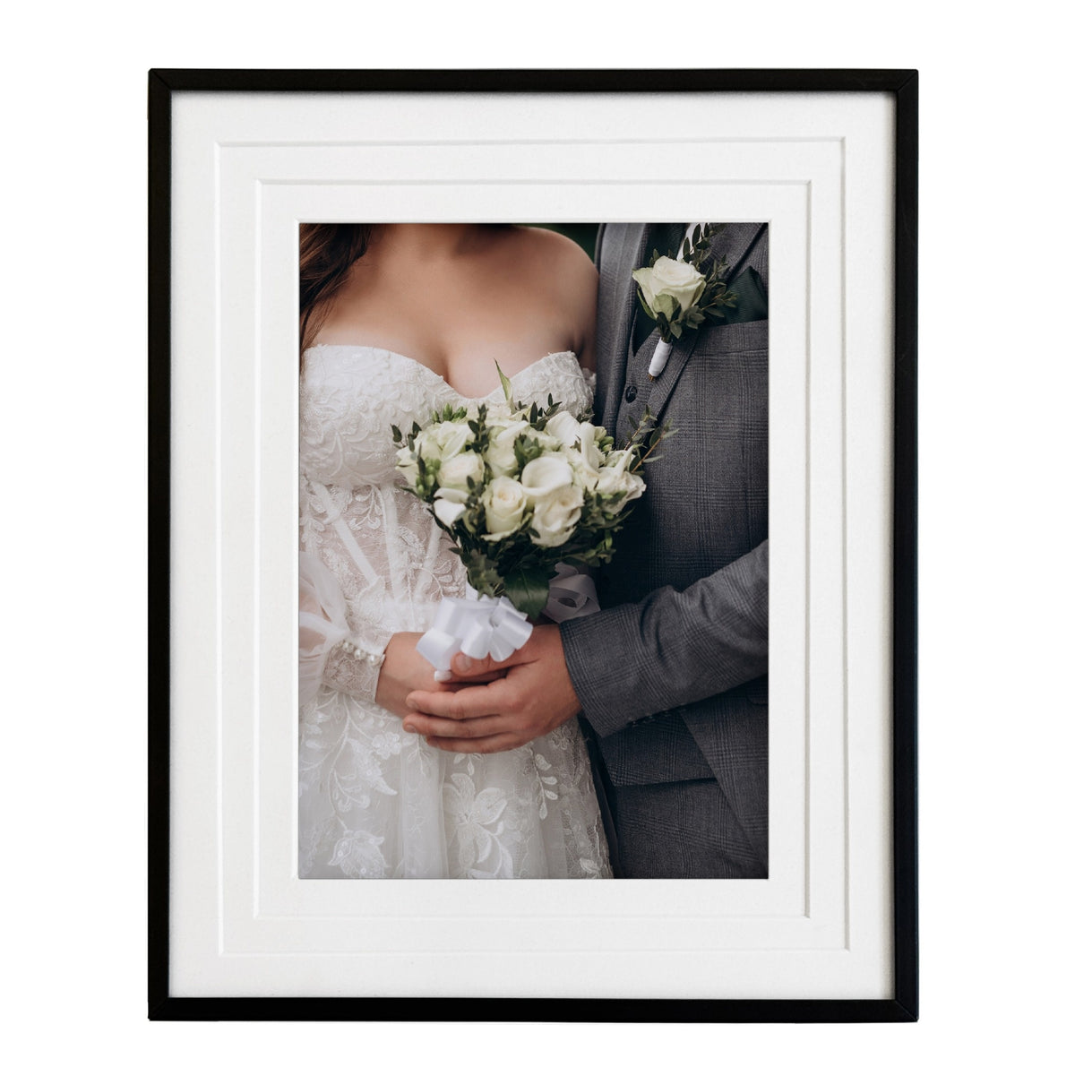 Black Metal Triple Mat 5x7 Picture Frame